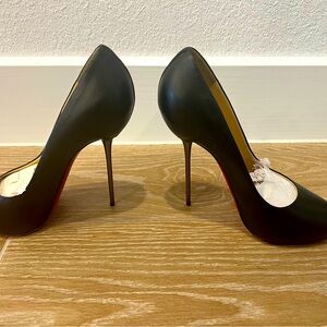 Christian Louboutin 39.5 black, sexy, excellent condition